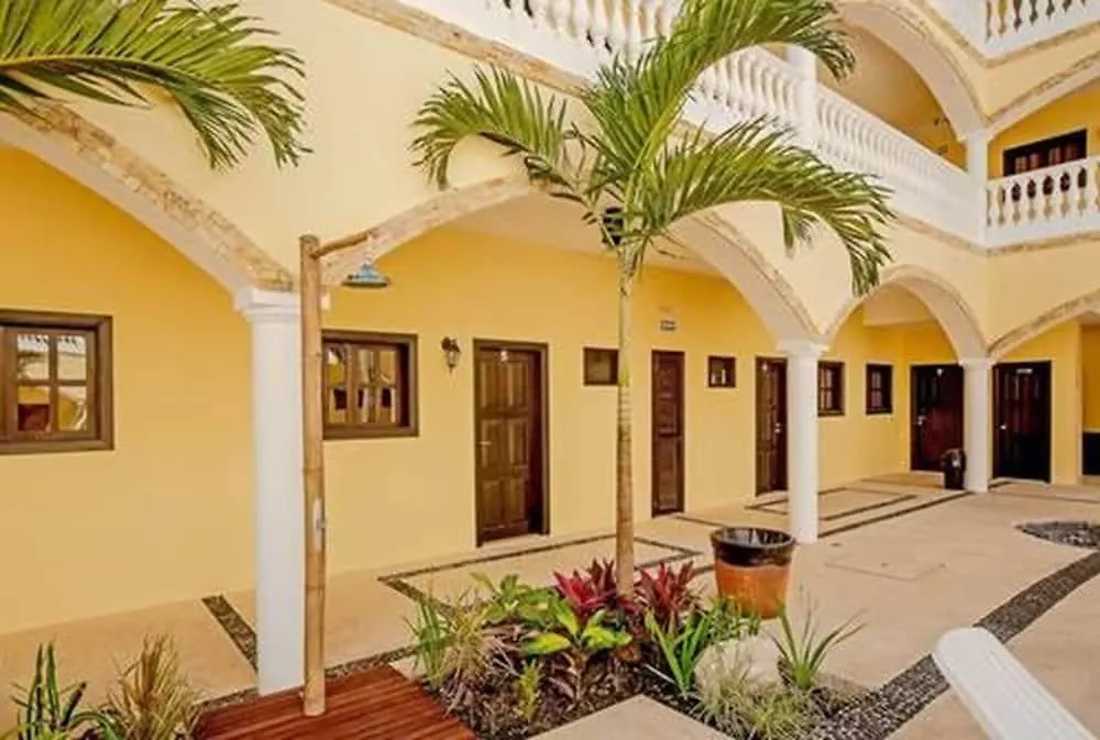 We Playa Hotel Playa del Carmen Hostel